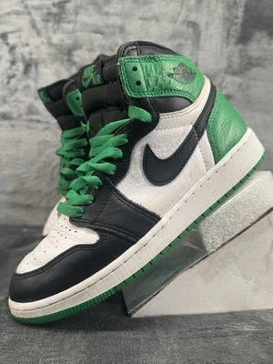 Nike Air Jordan 1 Retro High OG GS Lucky Green Black White FD1437-031 Size 7Y - Image 1 of 4