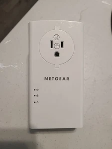 NETGEAR Powerline Adapter 2000 Mbps Gigabit Ethernet Ports - PLP2000 - Bild 1 von 3