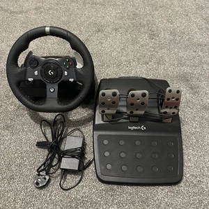 Logitech G920 Racing Steering Wheel with pedals Xbox/PC Compatible - Picture 1 of 3