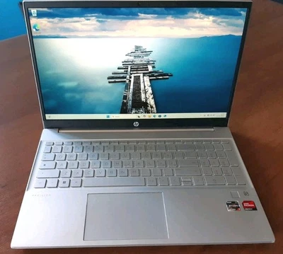 HP PAVILION 15-eh2001sl w/ AMD RYZEN 7 5825U RAM 16GB SSD 512GB VELOCE E POTENTE - Immagine 1 di 4