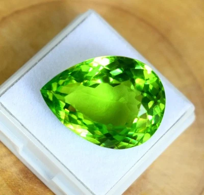 Stunning Green Peridot Pear Cut 20-22 Ct Faceted Loose EGL Certified Gemstone - Image 1 of 4