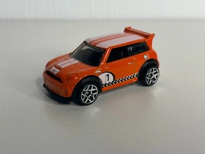 Hot Wheels 2014 Mini Cooper S Challenge 1:64 Orange Multipack Exclusive - Picture 1 of 6