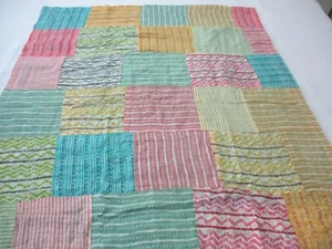 Edredón único algodón hecho a mano, Katha trabajo patchwork talla 40" x 50" - Imagen 1 de 9