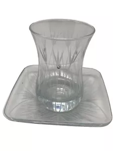 grande vetro vodka in vetro e piattino cristallo ingioiellato. - Foto 1 di 9