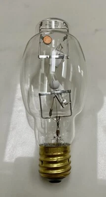 12 x GE Multi-Vapor Lamp 18104 - MVR175/HOR - 175 watt Metal Halide Light Bulb - Image 1 of 4