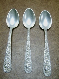 Set of 3 REPOUSSE Sterling Silver Spoons - S Kirk & Son - Bild 1 von 6