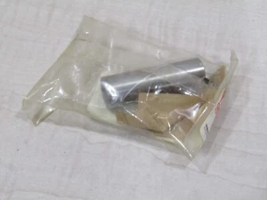 GENUINE OEM NOS 1999 2000 2003 YAMAHA YZ250 PISTON PIN 5CU-11633-10 - Picture 1 of 2