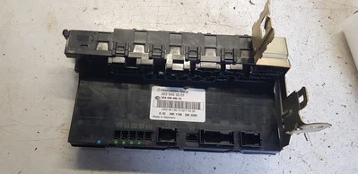 Centralina scatola fusibili SAM posteriore MERCEDES-BENZ CLASSE C T-MODEL (S203) - Immagine 1 di 3