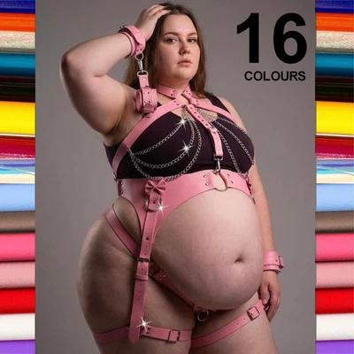 Cinturón con tirantes, puños, arnés bondage talla grande con arco encadenado Foto 1 de 4