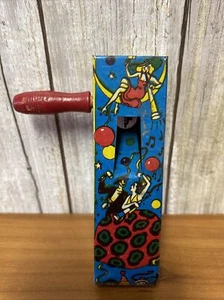 Vintage US Metal Tin Toy Circus Noise Maker - Picture 1 of 6