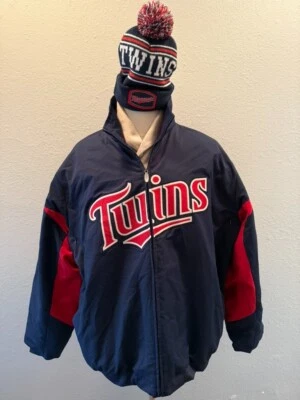 Majestic Minnesota Twins Therma Base Jacket Mens Size 2XL Includiing Knit Hat - Image 1 of 4
