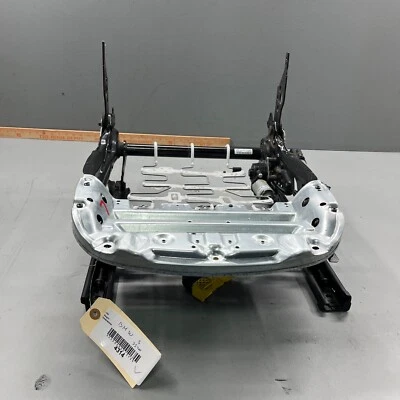 BMW 328i 2012-2016 Serie 3 ASIENTO DELANTERO IZQUIERDO LADO DEL CONDUCTOR MARCO INFERIOR Y MOTORES OEM Foto 1 de 4