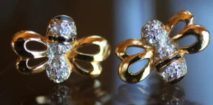 vintage :*SWAROVSKI CRYSTAL ON GOLD TONED BEE EARRINGS w/BLACK PIPING*: 5/8" XCN - Picture 1 of 9