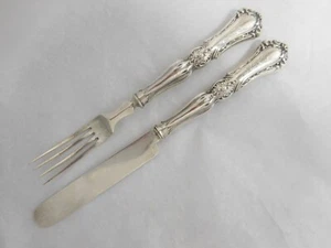 TIFFT & WHITING NYC COIN SILVER YOUTH KNIFE & FORK CIRCA 1860 MONOGRAM "JLH" - Picture 1 of 11