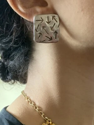 Biches De Bere - Boucles d'oreilles Fléchées en ÉTAIN ARGENTÉ - Photo 1/4