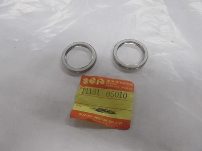 Junta de escape Suzuki 1969 AS50 81 DR500 1978-96 DS80 14181-05010 se vende como 2 Foto 1 de 2