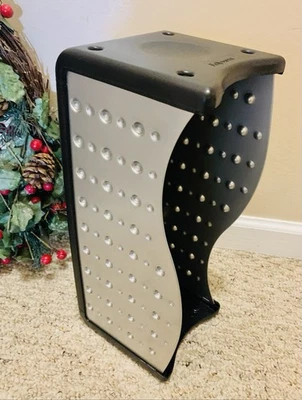 Fellowes 复古 20 CD 塔架支架黑色塑料银色镀铬金属-二手状况完好! — 第 1/4 张图片