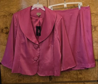 MIDNIGHT VELVET ~ ROSA QUENTE FEMININO 2 PEÇAS. TERNO SAIA IGREJA ~ NOVO COM ETIQUETAS ~ 24W - Imagem 1 de 4