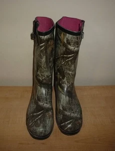 Magellan Outdoor Camo Hunting or Rain Boots - SZ 11 - Picture 1 of 5