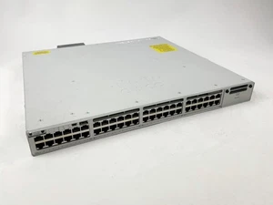 🌟 CISCO C9300-48U-E 48x Gigabit RJ45 UPOE + iOS XE Zarządzalny przełącznik Rack Kit zasilacz - Zdjęcie 1 z 1