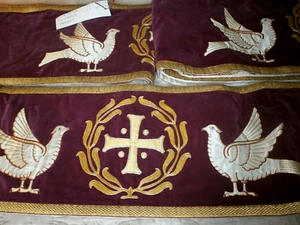 SUPERBE ANCIEN ENSEMBLE DE 4 PIECES/TOUR DE DAIS DE PROCESSEION? D'AUTEL? AUTRE? - Picture 1 of 11