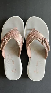 Clarks Women's 7 M Cloudsteppers Breeze Sea Thong Sandals ROSE GOLD - Picture 1 of 4