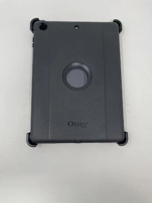 OtterBox Defender Series Case and Stand Apple iPad- Used Black GH04 - Image 1 of 4