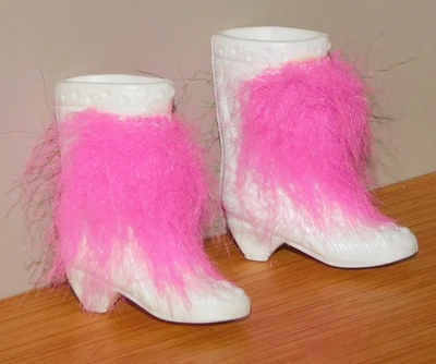 BOTAS DE MUÑECA MAXIE INTELIGENTES HASBRO LOOKIN DE COLECCIÓN BLANCAS PIEL ROSA OCCIDENTAL Foto 1 de 3