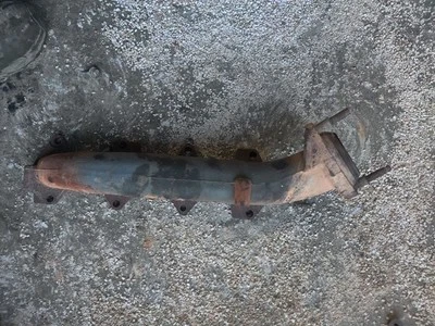 Colector de escape izquierdo ford f150 2009-2010 Foto 1 de 4