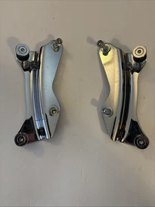 Kit de herrajes de acoplamiento de 4 puntos cromados OEM Harley Davidson Touring 14-Up - Imagen 1 de 1