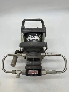 Amplificador de aire Haskel AAD-5, entrada de aire NPS de 1/2", puerto de entrada/salida de tubo de 1/2" (uso - Imagen 1 de 14