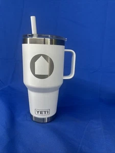 Brand New! YETI Rambler 35 oz White BPA Free Straw Mug W Conlin Logo Lid & Straw - Picture 1 of 10