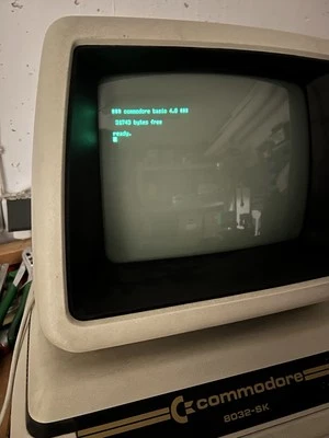 Commodore 8032 - SK  CBM 8050 Dual Drive Floppy Disk m. Tastatur - Bild 1 von 4