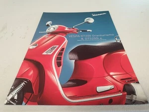 2000s ? VESPA GT200 SCOOTER Original Australian Sales Brochure - Bild 1 von 4