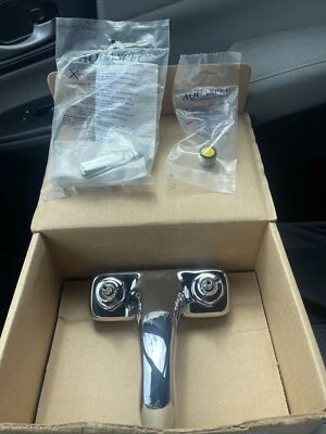 Zurn AquaSpec Chrome 4" Centerset 2-Handle Commercial Faucet Z81101 - Image 1 of 4