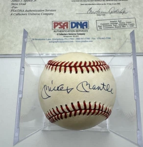 PSADNA MICKEY MANTLE SIGNED BASEBALL WITH PSA CERTIFICATE OF AUTHENTICITY - Picture 1 of 4