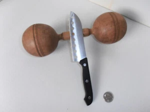 Antiguo Primitivo Hecho a Mano Cuchillo de Madera Tallado Descanso Utensilio de Cocina Raro - Imagen 1 de 5