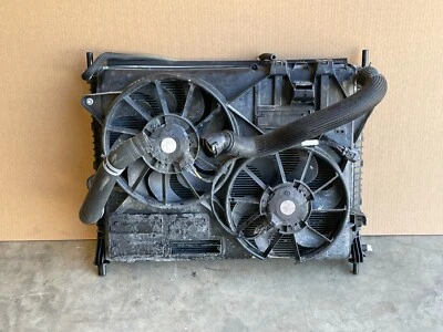 Ventilador condensador radiador Ford Mustang Shelby GT350 2016-2020 5,2 L 1466 FABRICANTE DE EQUIPOS ORIGINALES Foto 1 de 4