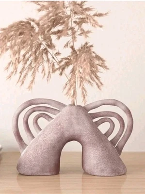 Jarrón de mesa de terracota hecho a mano Kemi H:5"" jarrón de señal características escultóricas W8" Foto 1 de 4