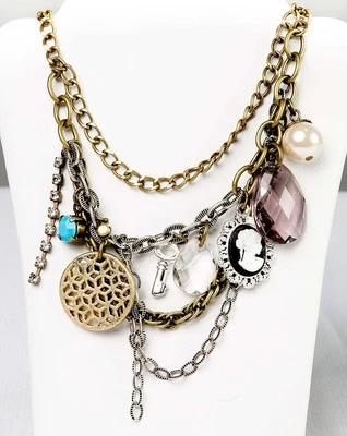 Nuevo Collar Avon Oro Encantador Cadena Vintage Dije 4 Hilos 17-20" Longitud Foto 1 de 4