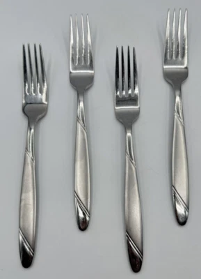 Oneida RISOTTO Stainless 4 Dinner Forks Glossy & Frosted 18/10 Flatware 7 3/4" - Image 1 of 4