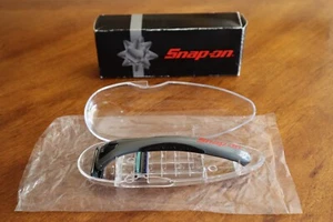 ROUGH BOX  Snap-on Tools Gift Wrap Box Razor Multi Color Extra Blade Shave K-3 - Picture 1 of 11