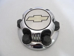 OEM 1999 2000 - 2007 Chevy Silverado Truck, Tahoe, Van Chrome Center Wheel Cap - Picture 1 of 8