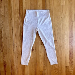 Fabletics Powerhold Define High Waist Leggings Damen L 7/8 Camouflage Soft White - Bild 1 von 7