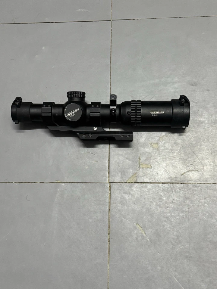 Mira para rifle Vortex Strike Eagle 1-6x24 mm - SE-1624-2 Foto 1 de 1