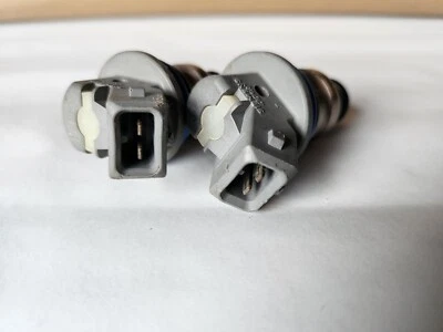 2 OEM Fuel Injector replacements for 1999-01 Harley-Davidson 27135-97 IW724 - Image 1 of 2