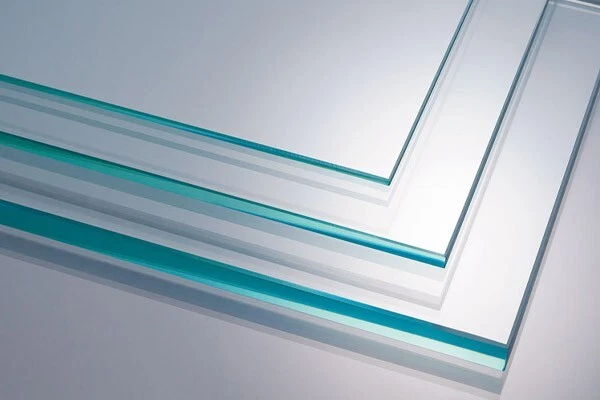 Glass shelves toughened, cut to size from 4mm - 17.5mm thick with polished edges - Image 1 of 2