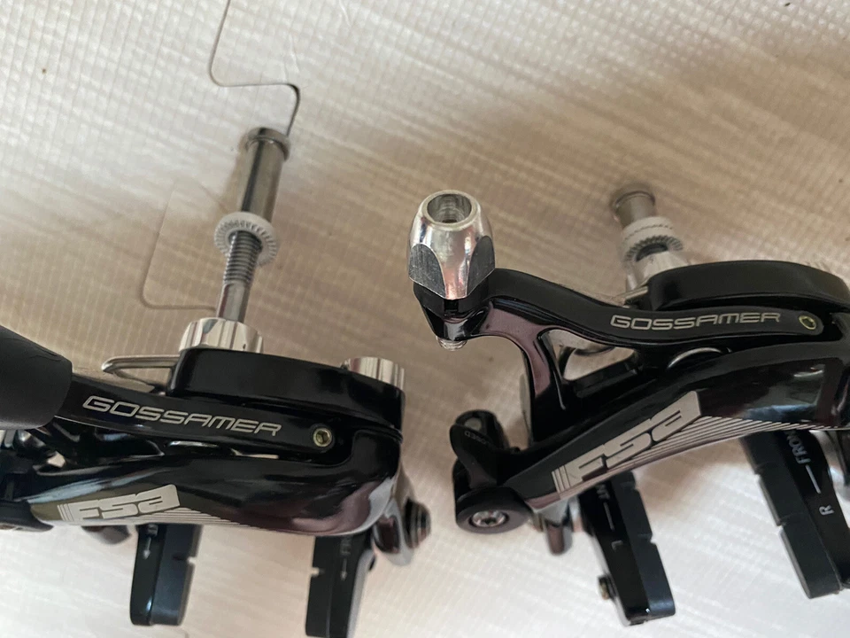 FSA GOSSAMER PRO 公路自行车计算器 Brakeset RIM Break 全新(一对) — 第 1/4 张图片