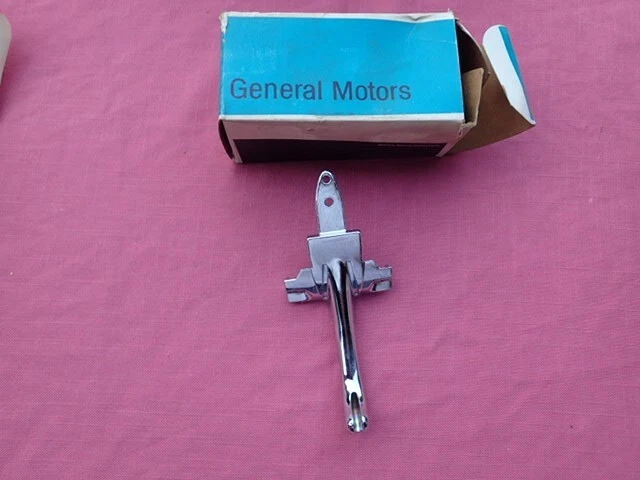 Buick Electra 1967, Wildcat, soporte de espejo retrovisor LeSabre, ¡nuevo en stock! 9711718 Foto 1 de 4