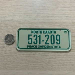 1981 North Dakota 531-209 Mini Bicycle Cereal Premium License Plate LP290 - Picture 1 of 2